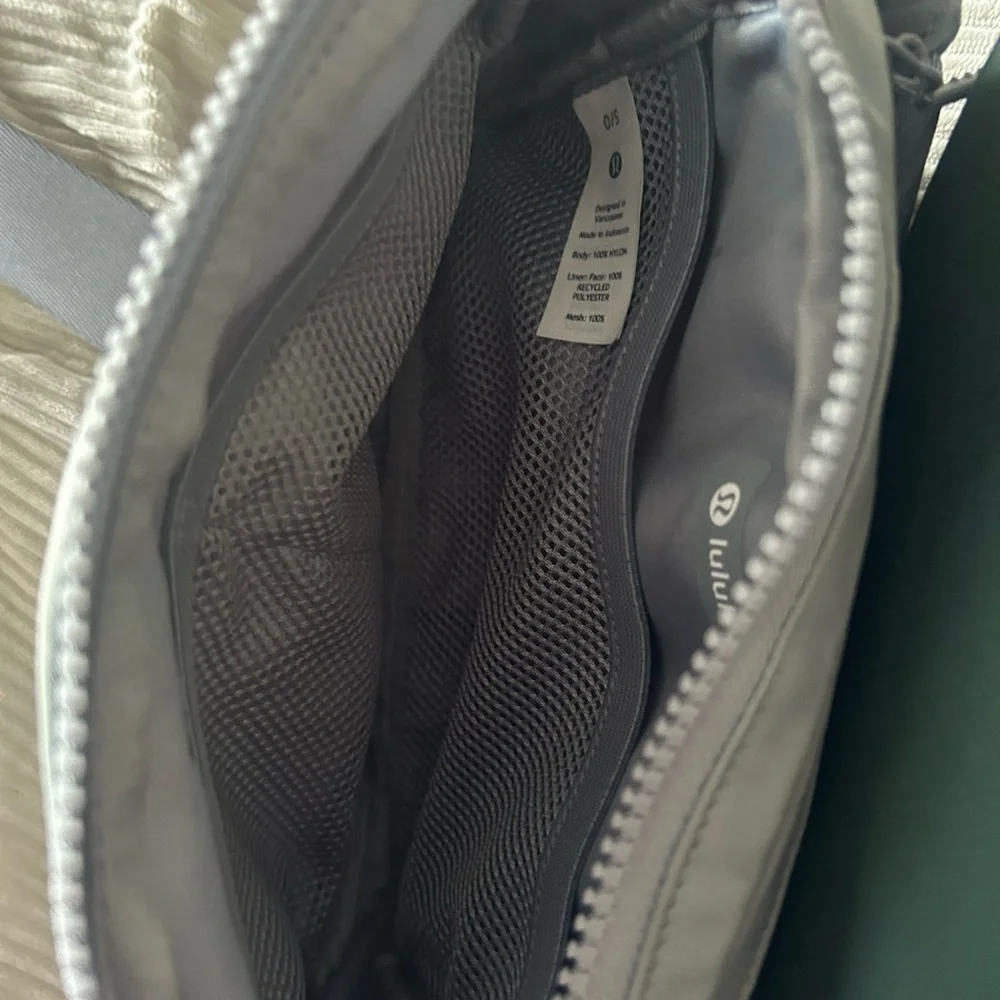 lululemon athletica Small Crossbody Pouch in Light Gray